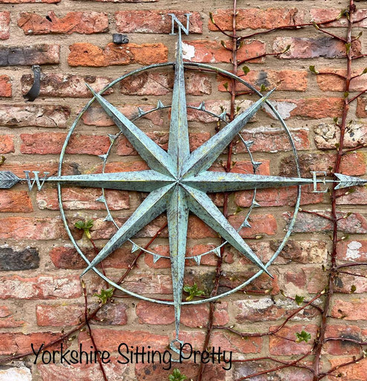 Green vert-de-gris Compass Garden Wall Decoration