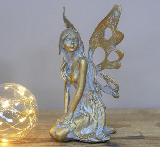 Fairy Kneeling - Gold / Brass Effect