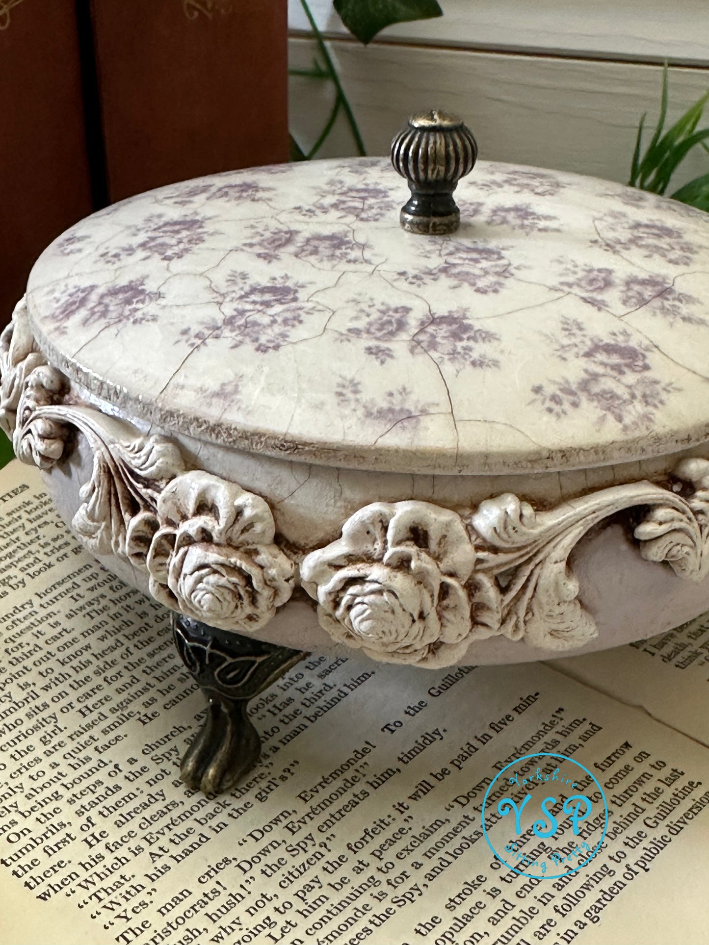 Round Lidded Trinket Box