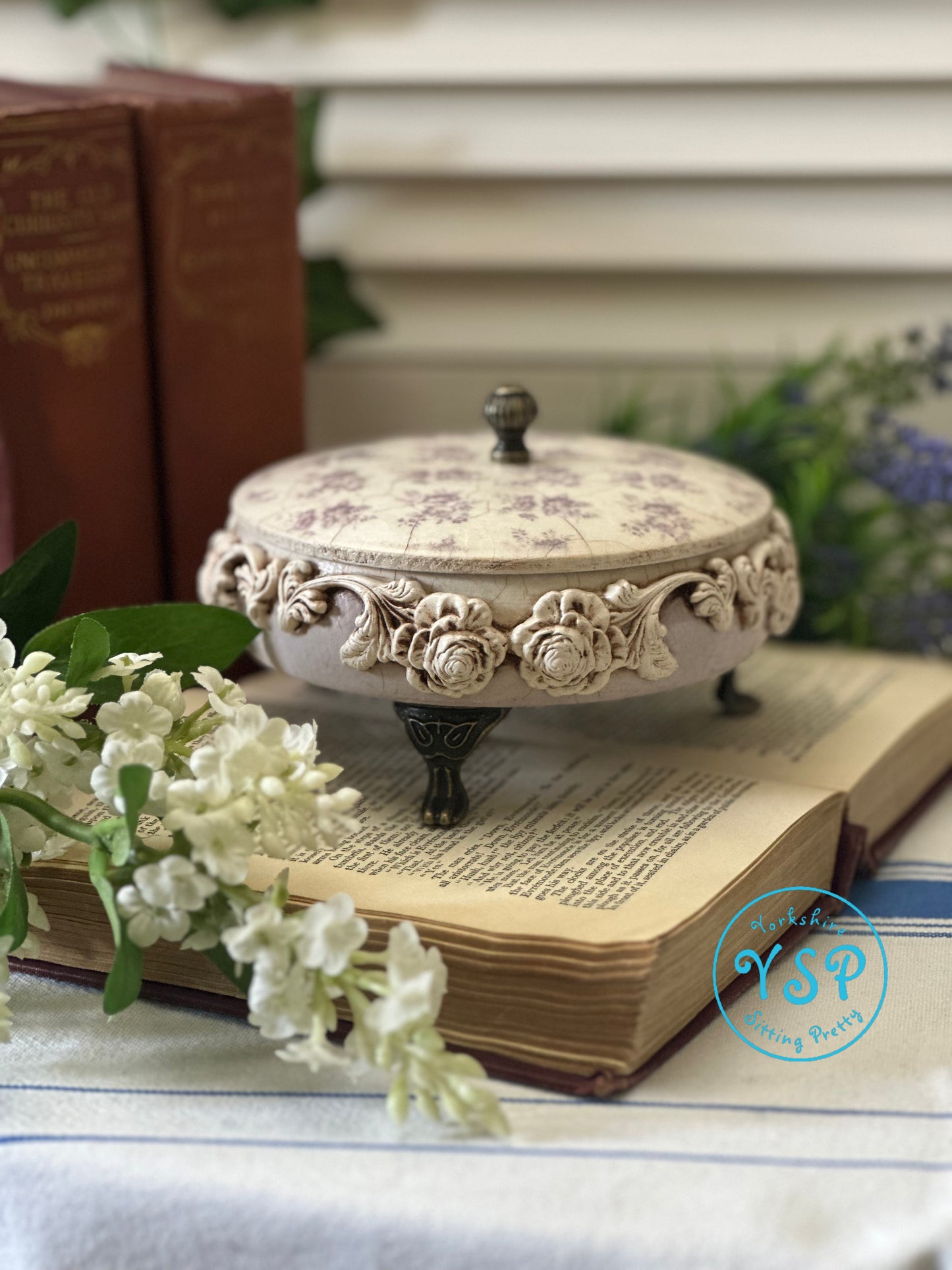 Round Lidded Trinket Box