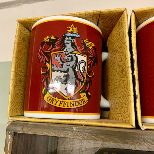 Harry Potter Mug Gryffindor Crest