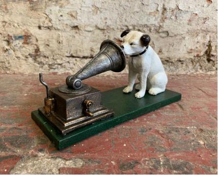 HMV Nipper & Gramophone - Cast Iron