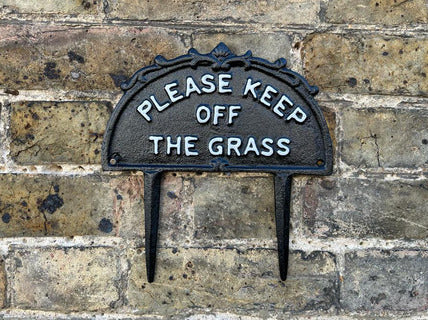 Please Keep Off The Grass - Cast Iron Sign